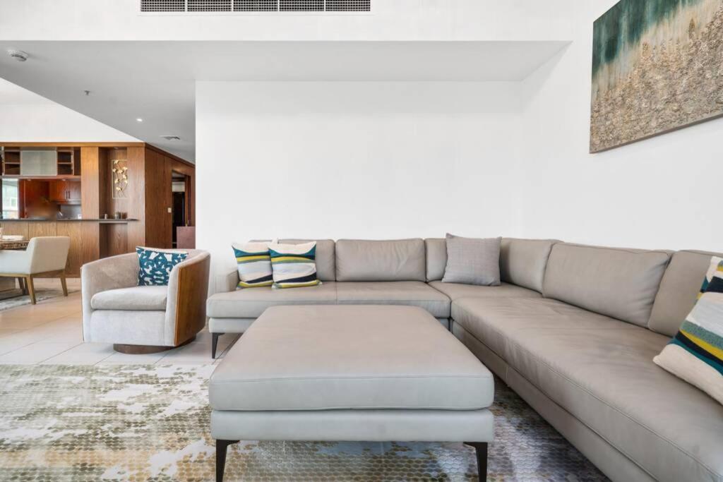 Spectacular Burj & Fountain View - Luxurious 3 Bedrooms & Maids Room - The Residences Дубай Екстериор снимка