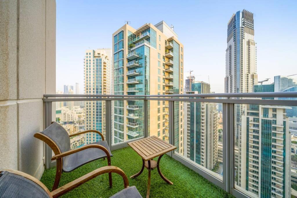 Spectacular Burj & Fountain View - Luxurious 3 Bedrooms & Maids Room - The Residences Дубай Екстериор снимка