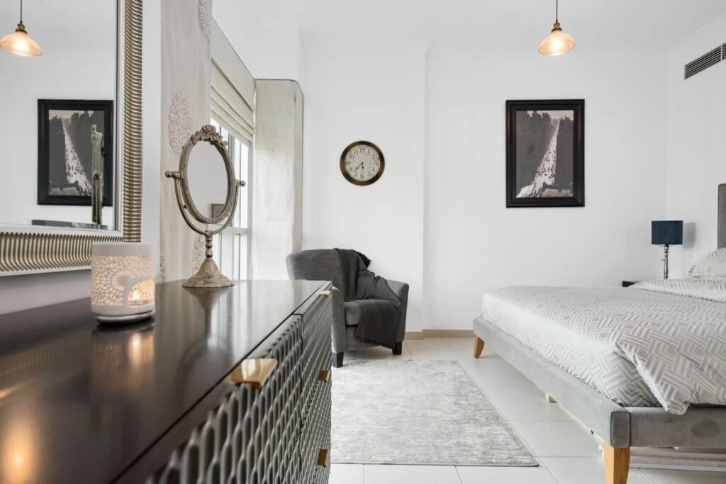 Spectacular Burj & Fountain View - Luxurious 3 Bedrooms & Maids Room - The Residences Дубай Екстериор снимка