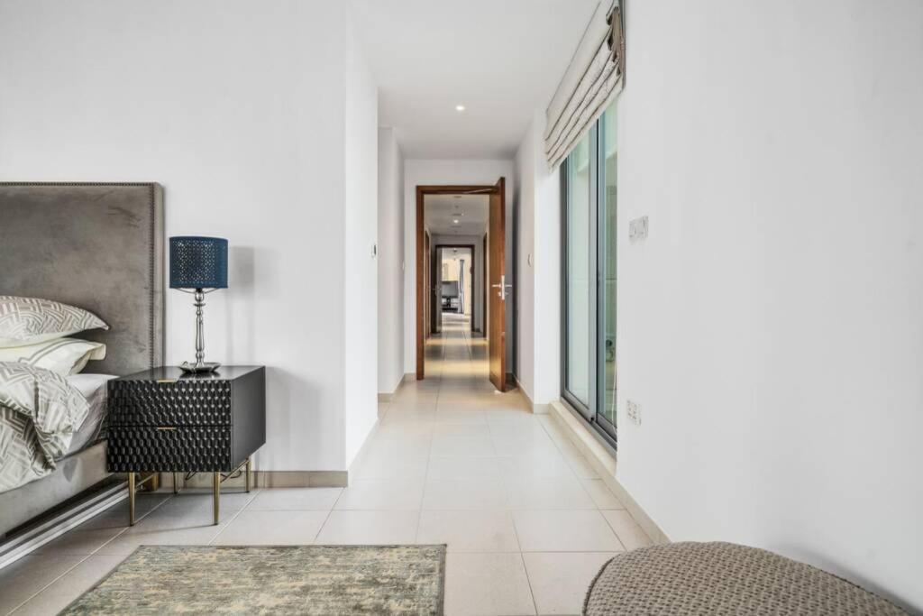Spectacular Burj & Fountain View - Luxurious 3 Bedrooms & Maids Room - The Residences Дубай Екстериор снимка