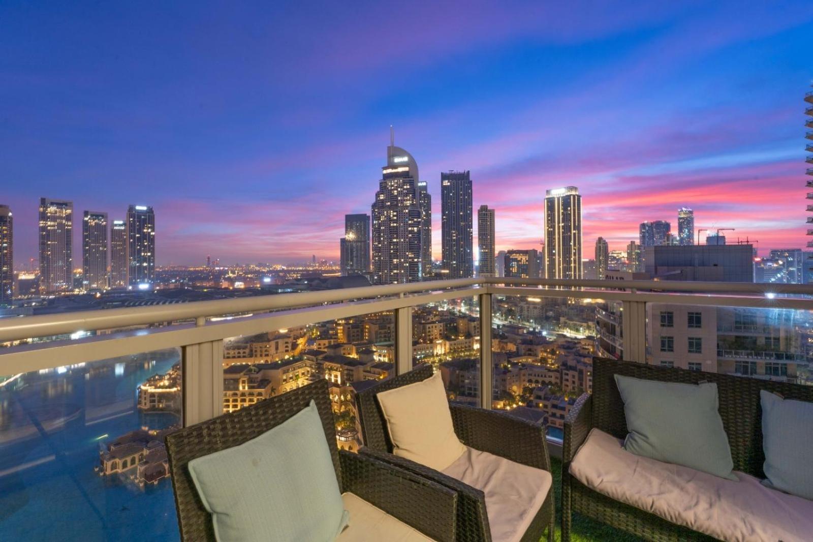 Spectacular Burj & Fountain View - Luxurious 3 Bedrooms & Maids Room - The Residences Дубай Екстериор снимка