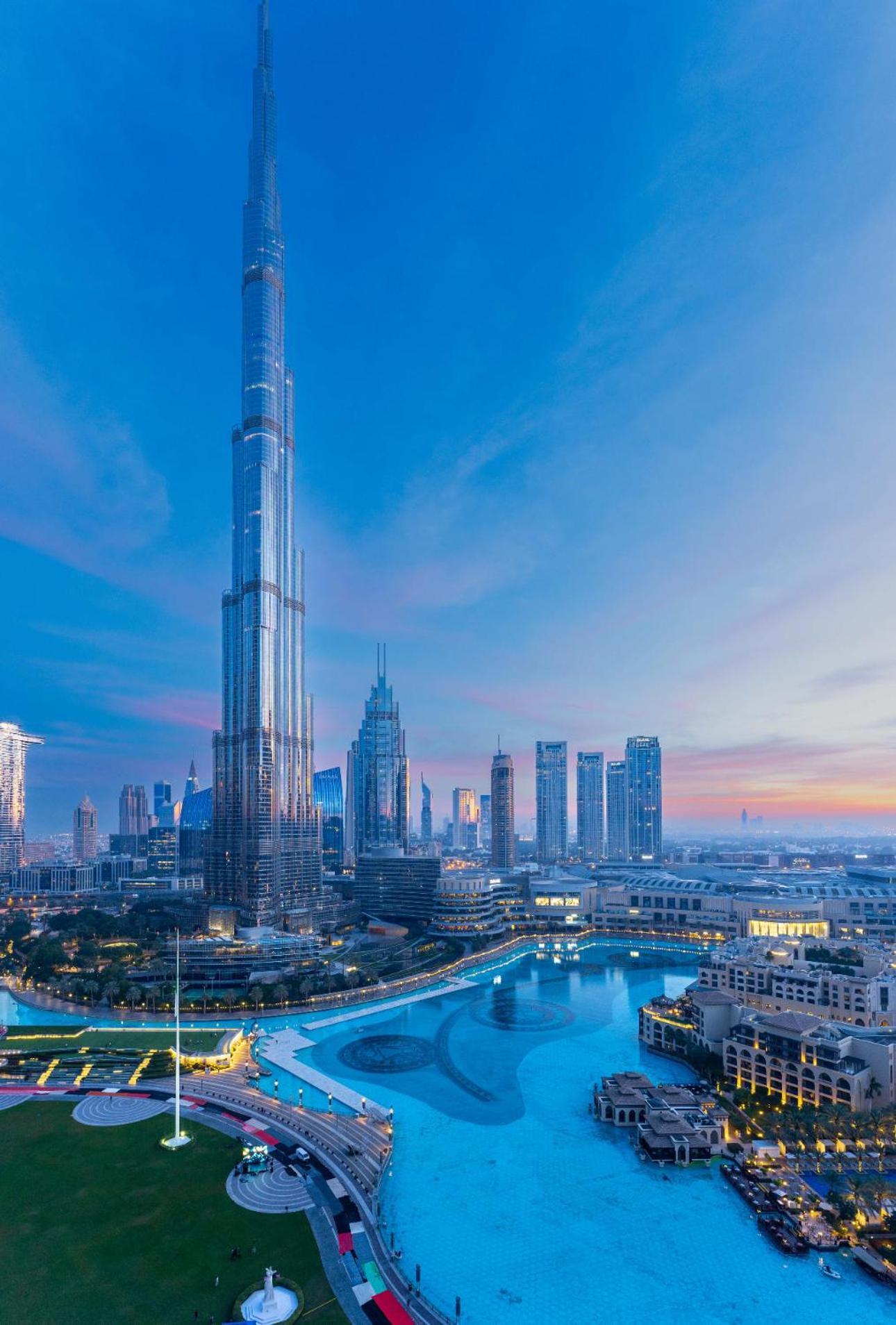 Spectacular Burj & Fountain View - Luxurious 3 Bedrooms & Maids Room - The Residences Дубай Екстериор снимка