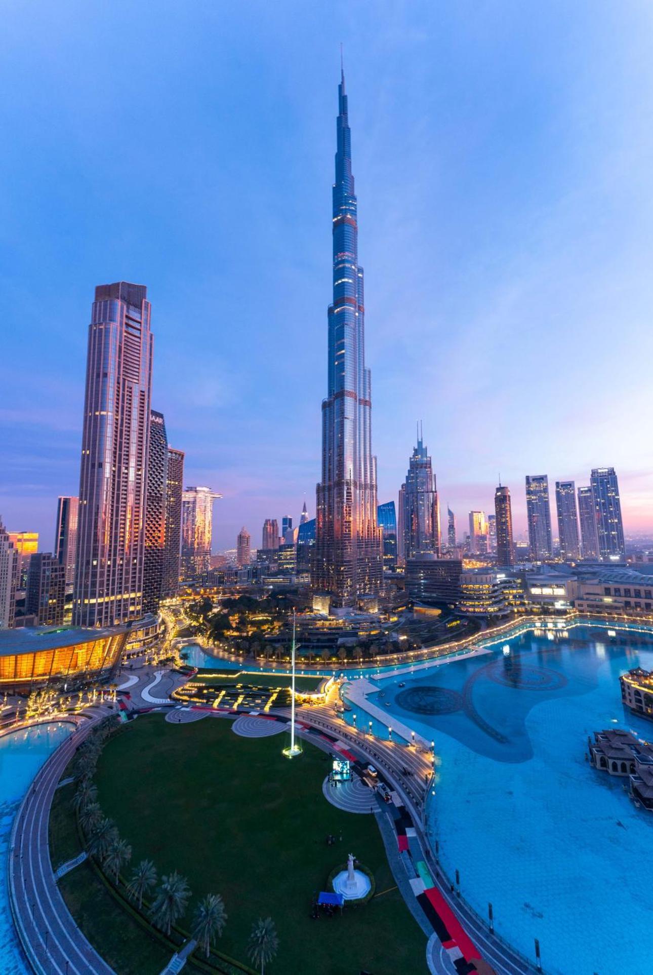 Spectacular Burj & Fountain View - Luxurious 3 Bedrooms & Maids Room - The Residences Дубай Екстериор снимка